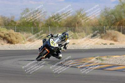 media/Nov-05-2022-SoCal Trackdays (Sat) [[f8d9b725ab]]/Turn 2 (1120am)/